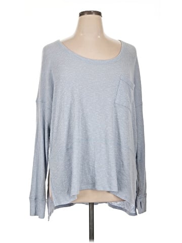 American Eagle Outfitters Pullover Sweater (view 1)
