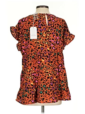 Emily Wonder Short Sleeve Blouse (view 2)