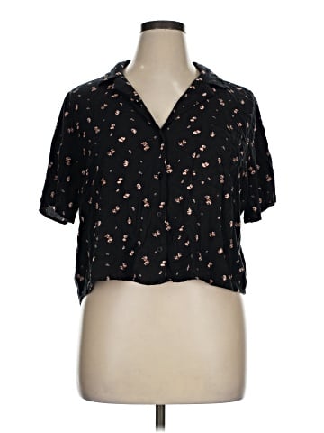 ABound Short Sleeve Blouse (view 1)