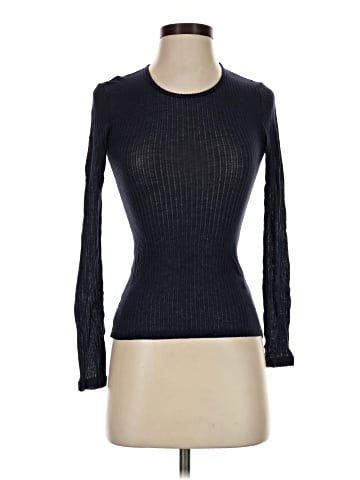 HEATTECH Long Sleeve T-Shirt (view 1)