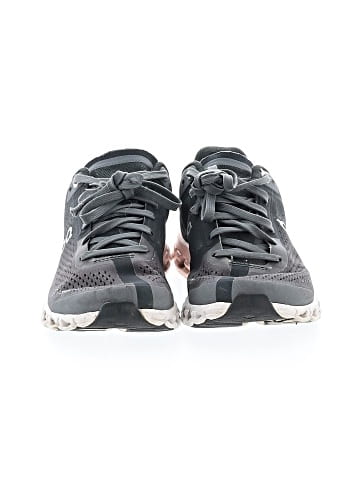 On Cloud Sneakers (view 2)