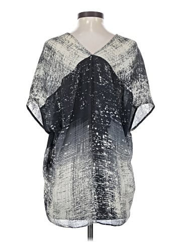 Vince. Short Sleeve Silk Top (view 2)