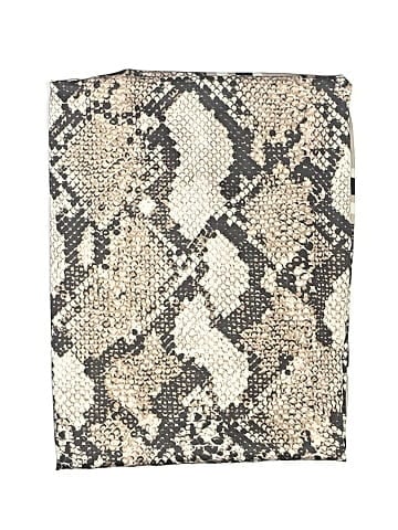 Unbranded Scarf (view 2)