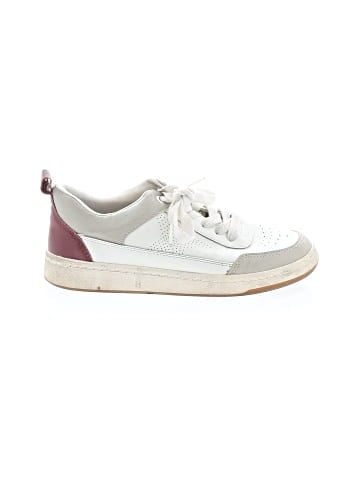 Universal Thread Sneakers (view 1)