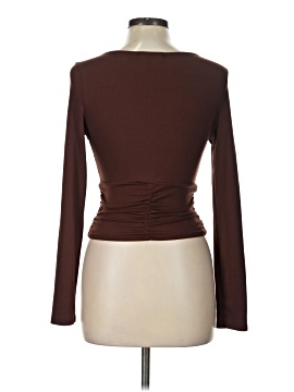 Popular 21 Long Sleeve Top (view 2)