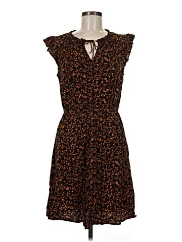 Old Navy Casual Dress (view 1)
