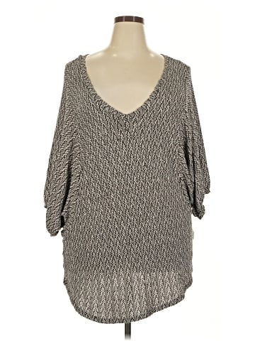 Lularoe Pullover Sweater (view 1)