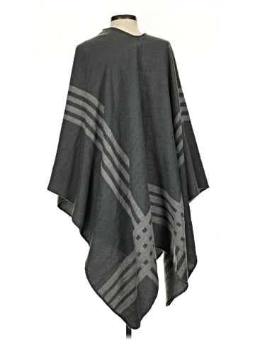BB Dakota Poncho (view 2)