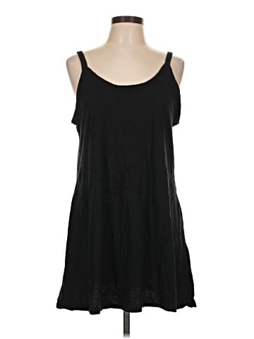 Universal Thread Tank Top (view 1)