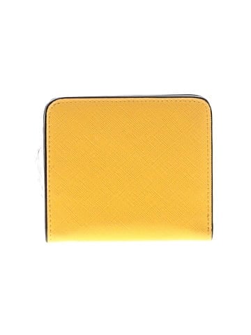 Unbranded Wallet (view 2)
