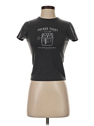 American Eagle Outfitters Short Sleeve T-Shirt (view 1)