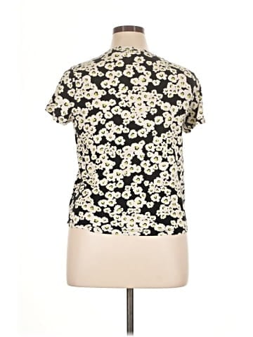 Sanctuary Short Sleeve T-Shirt (view 2)