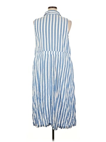 Ava & Viv Casual Dress (view 2)