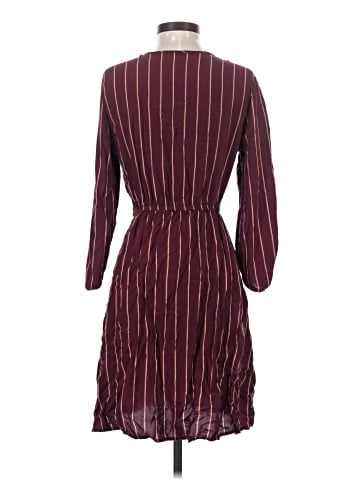 Old Navy Casual Dress (view 2)
