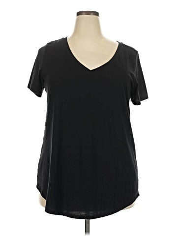 Torrid Short Sleeve T-Shirt (view 1)