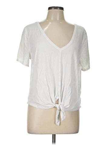 Lululemon Athletica Short Sleeve T-Shirt (view 1)