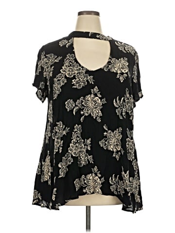 Torrid Short Sleeve Blouse (view 1)