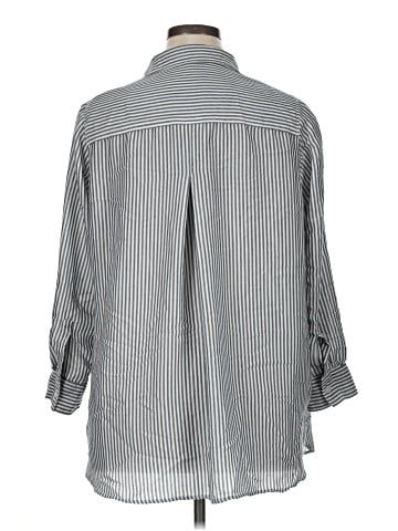 Velvet Heart 3/4 Sleeve Button-Down Shirt (view 2)