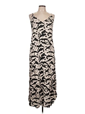 Old Navy Casual Dress (view 1)