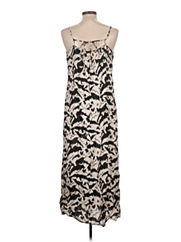 Old Navy Casual Dress (view 2)
