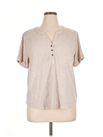 Jane and Delancey Short Sleeve Henley (view 1)