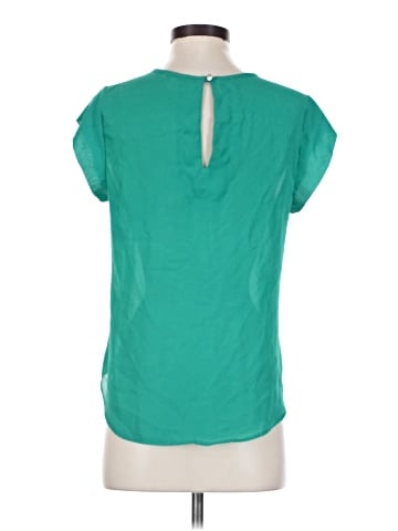 Lily White Short Sleeve Top (view 2)