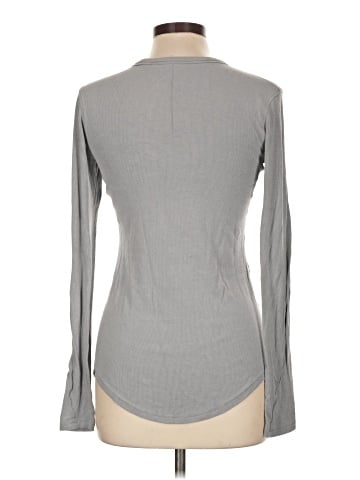 Lululemon Athletica Long Sleeve T-Shirt (view 2)
