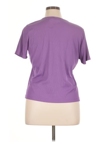 Laura Scott Short Sleeve T-Shirt (view 2)