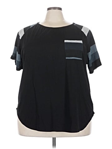 In'Voland Short Sleeve T-Shirt (view 1)