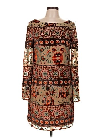 Willow & Clay Casual Dress (view 1)