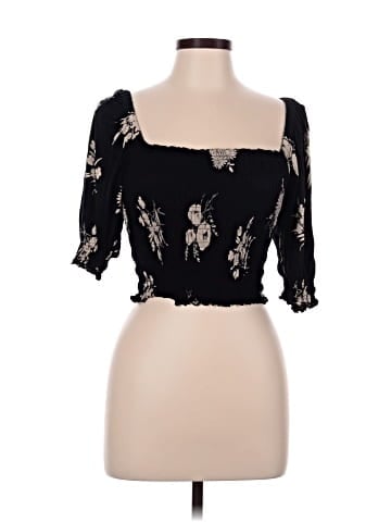 Urban Outfitters 3/4 Sleeve Blouse (view 1)
