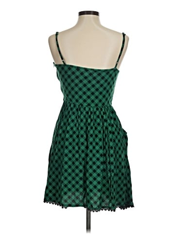 Hot Topic Casual Dress (view 2)