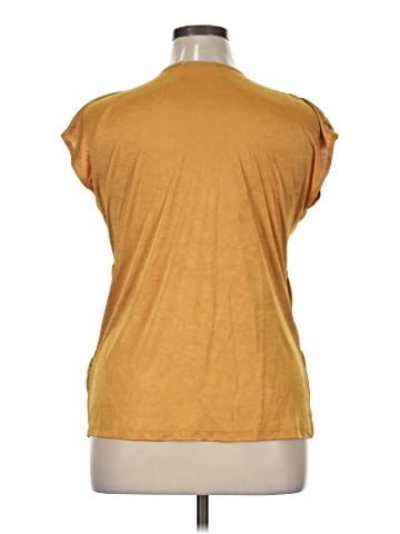Charlotte Russe Sleeveless Blouse (view 2)