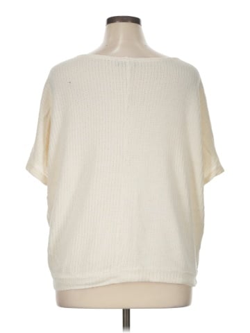 Lane Bryant Short Sleeve T-Shirt (view 2)