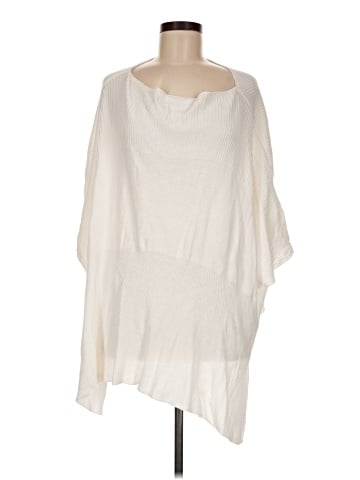 M Rena Poncho (view 1)