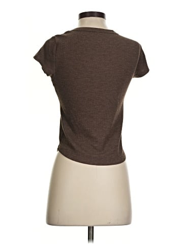 American Eagle Outfitters Short Sleeve T-Shirt (view 2)