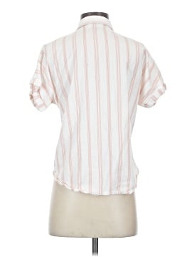 Universal Thread Short Sleeve Button-Down Shirt (view 2)