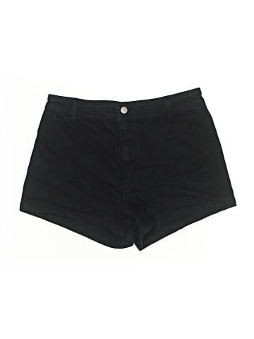 Universal Thread Shorts (view 1)