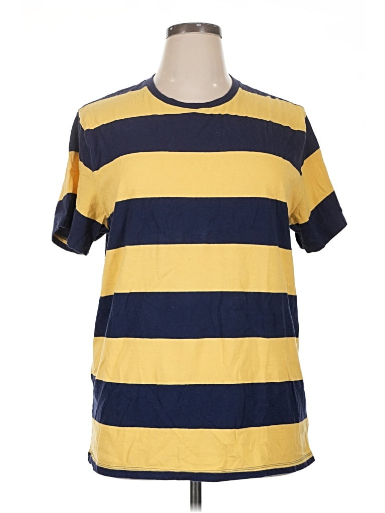 Pre-owned Old Navy Short Sleeve T-shirt In Yellow