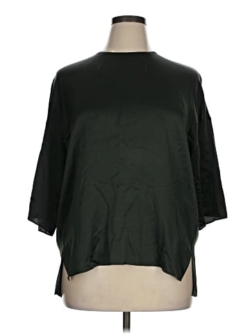 Vince. 3/4 Sleeve Top (view 1)