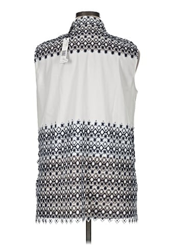 Elie Tahari Sleeveless Button-Down Shirt (view 2)