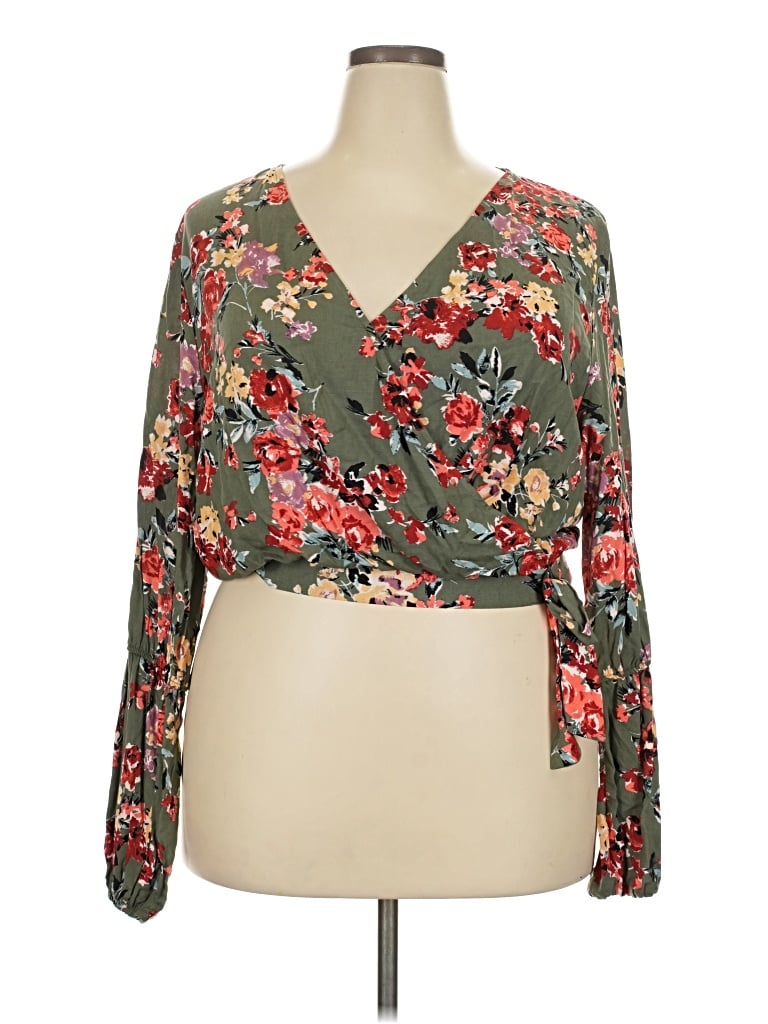 Pre-owned Xhilaration Long Sleeve Blouse In Green