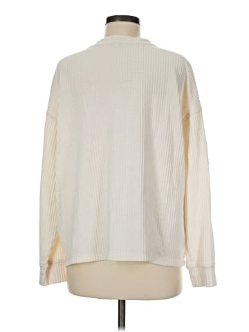 Old Navy Pullover Sweater (view 2)
