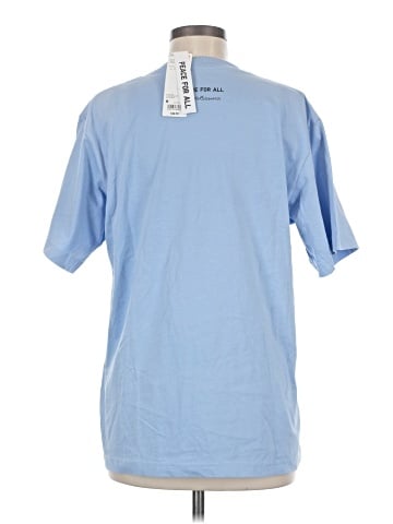 Uniqlo Short Sleeve T-Shirt (view 2)
