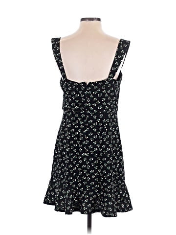 Hutch Casual Dress (view 2)