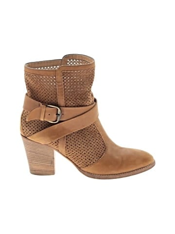 AQUATALIA Ankle Boots (view 1)