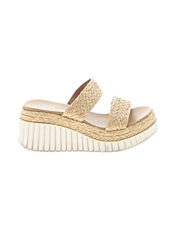 Mia Wedges (view 1)