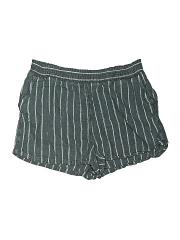 Gap Shorts (view 1)