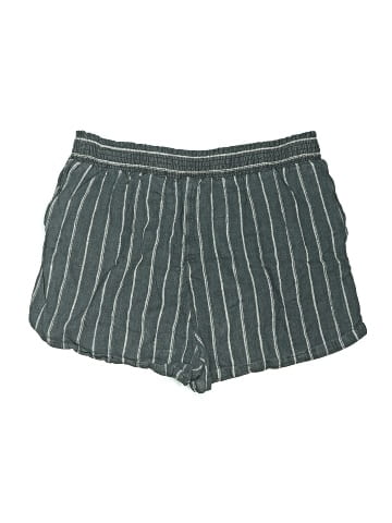 Gap Shorts (view 2)