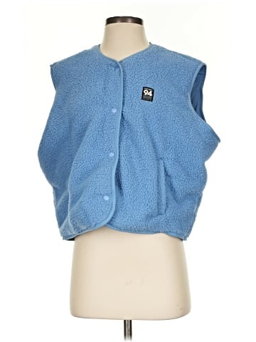 Active by Old Navy Sweater Vest (view 1)